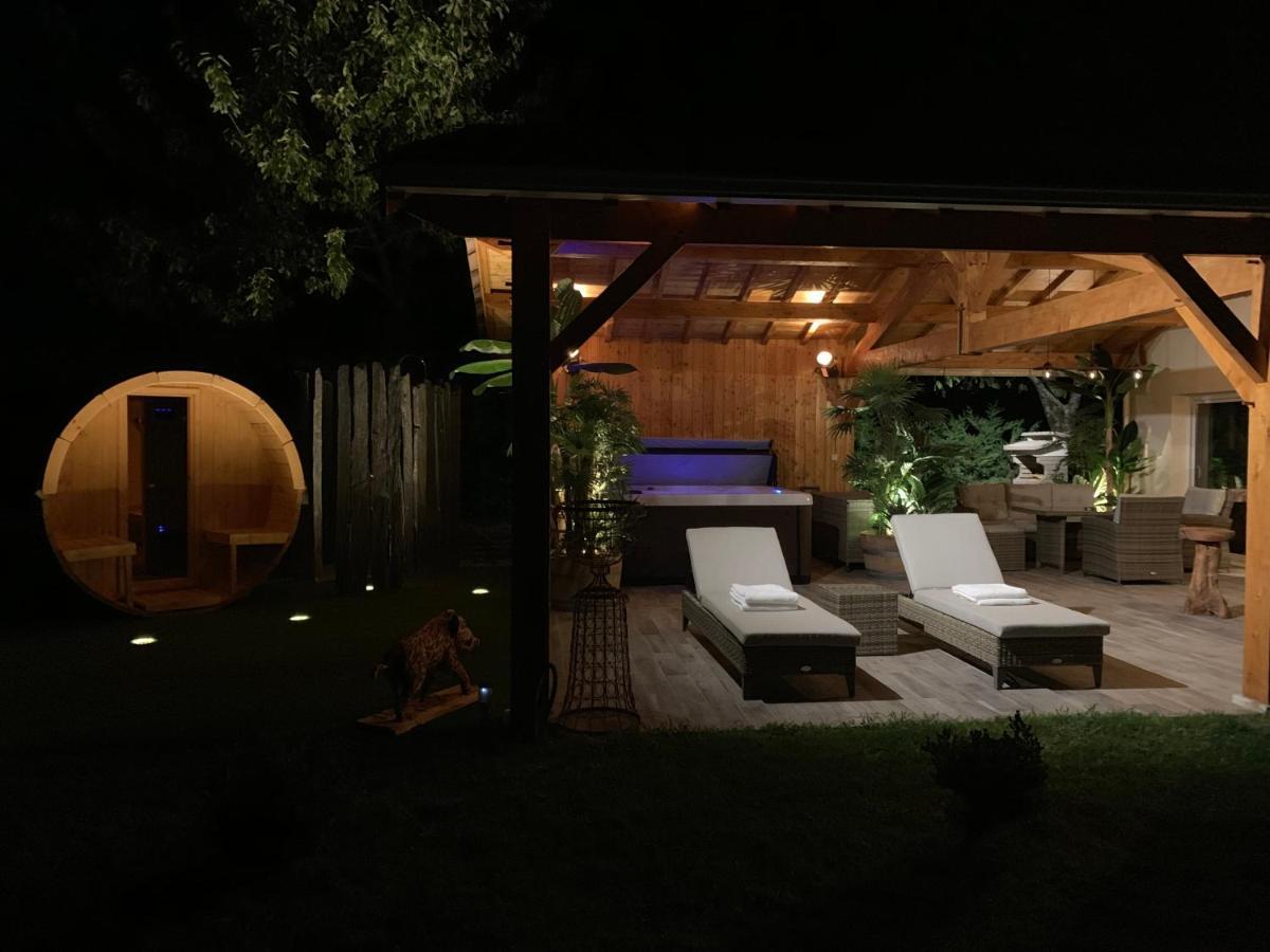 Le Refuge Des Epicuriens Villa Eymet Exterior photo